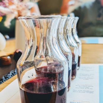 Walt Wines - Wine - Wine Tasting Room Near Me - Napa, California