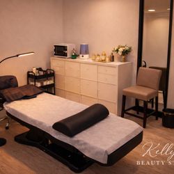 Kelly’ s Beauty Studio