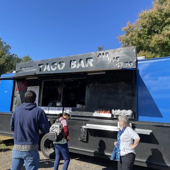 Taco Bar - The food truck, posted up in Larriland Farm - Mexican Near Me Taco Bar - The food truck, posted up in Larriland Farm - Mexican Near Me
