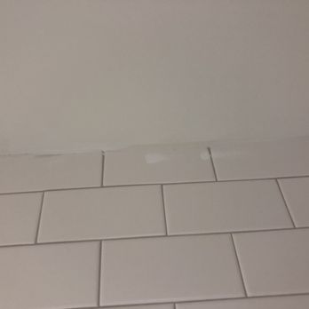 Truss Hotel Times Square - Paint all over bathroom tile, bad renovations - Hotels Near Me - New York, New York Truss Hotel Times Square - Paint all over bathroom tile, bad renovations - Hotels Near Me - New York, New York