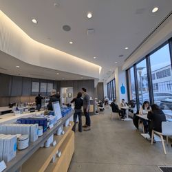 Blue Bottle Coffee - Chestnut Hill