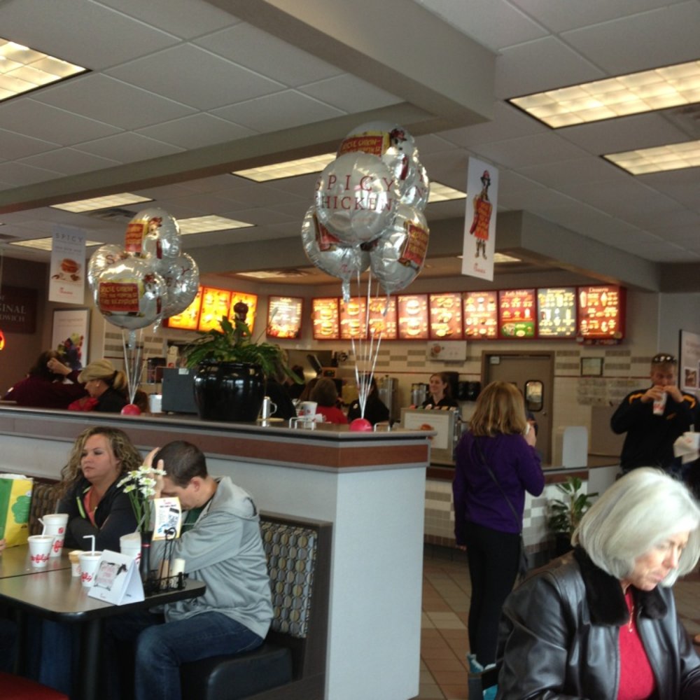 Chick-fil-A - Dining Room - Fast Food Near Me - Pensacola, Florida