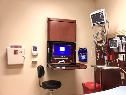 HCA Houston Healthcare Pearland by null