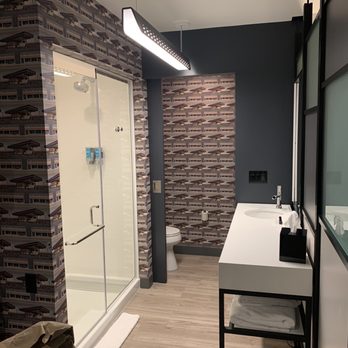 Aloft by Marriott Reno-Tahoe International Airport - Bathroom - Hotels Near Me - Reno, Nevada