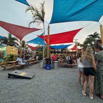 Kihei Food Oasis - Food Trucks Near Me - Kihei, Hawaii Kihei Food Oasis - Food Trucks Near Me - Kihei, Hawaii