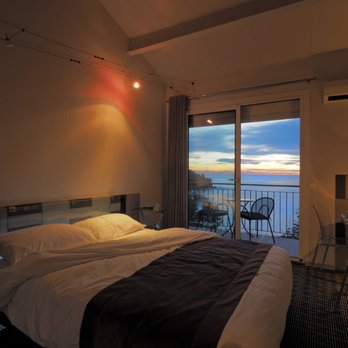 Les Elmes - Chambre Supérieure - Vue Mer - Hotels Near Me - Banyuls-sur-Mer, 66 Les Elmes - Chambre Supérieure - Vue Mer - Hotels Near Me - Banyuls-sur-Mer, 66