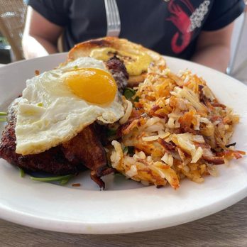Shorehouse Kitchen - Maple Fried Chicken Breakfast Sandwich - Coffee & Tea Near Me - La Jolla, California