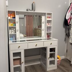 Drill Professional Furniture Assembly