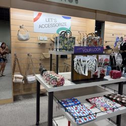 DSW Designer Shoe Warehouse