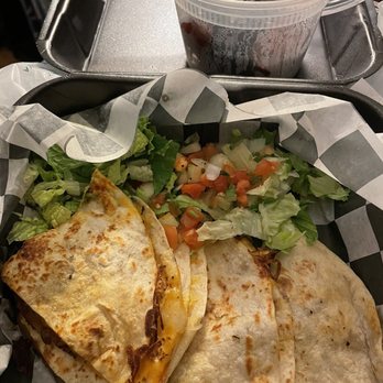 Guapo's GO, Taqueria & Charcoal Chicken - Steak quesadilla and plantains - Mexican Near Me - Woodbridge, Virginia