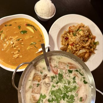 Thai St Cafe - Red Curry, Tom Kha Soup, Drunken Noodle - Thai Near Me - Las Vegas, Nevada Thai St Cafe - Red Curry, Tom Kha Soup, Drunken Noodle - Thai Near Me - Las Vegas, Nevada