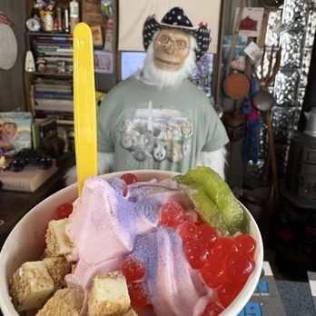 Arctic Ape Wild Desserts - Big ape inside - Desserts Near Me - San Antonio, Texas
