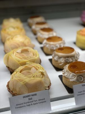 Sacré Sucré by null