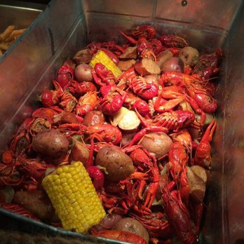 Catfish Barn - crawfish, potatoes, corn, and corn on the cob - Seafood Near Me - Quitman, Arkansas