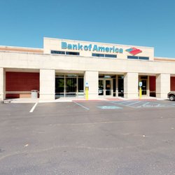 Bank of America Financial Center - Storefront