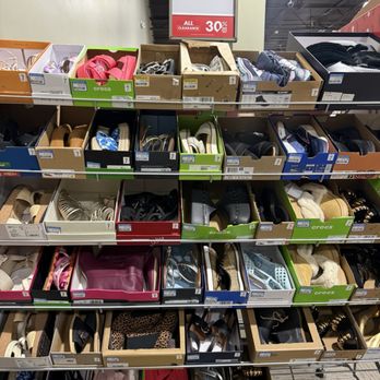 DSW Designer Shoe Warehouse - Shoe Stores Near Me - La Quinta, California DSW Designer Shoe Warehouse - Shoe Stores Near Me - La Quinta, California