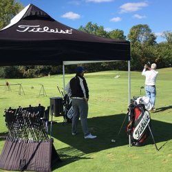 The Fortress Golf Course - Titleist fitting days.