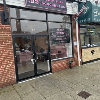 North Fork Doughnut Company - Entrance - Donuts Near Me - Massapequa Park, New York North Fork Doughnut Company - Entrance - Donuts Near Me - Massapequa Park, New York