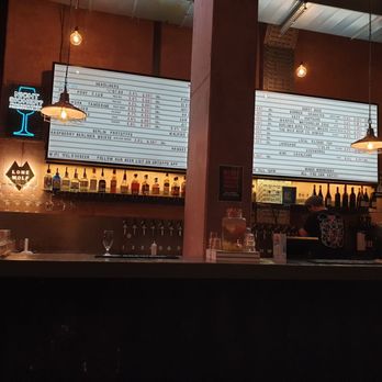 Brew Dog - Kleine Auswahl an Bieren  an der Bar. - Beer Bar Near Me - Hamburg, HH