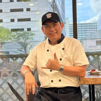 Seasons Taiwanese Eatery - Chef Brian - Taiwanese Near Me - Honolulu, Hawaii Seasons Taiwanese Eatery - Chef Brian - Taiwanese Near Me - Honolulu, Hawaii