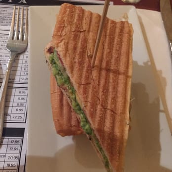 Coppelia - Chicken sandwich - Cuban Near Me - New York, New York