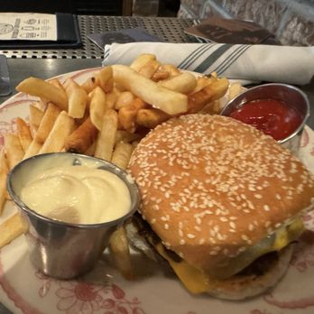Crushed by Giants - CBG burger without the onions & an order of fries. Really good. - Brewpubs Near Me - Chicago, Illinois