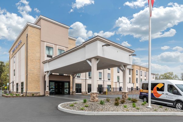 Comfort Inn Suites 52 Photos Hotels 168 Sacandaga Road