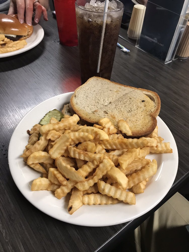 OAKWOOD CAFE 91 Photos & 246 Reviews 195 W Cuyler St, Dalton, GA