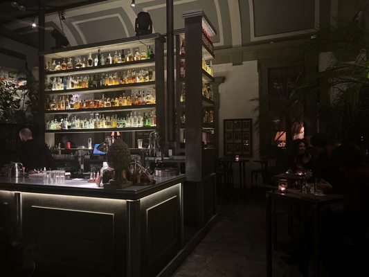 Locale Firenze by null