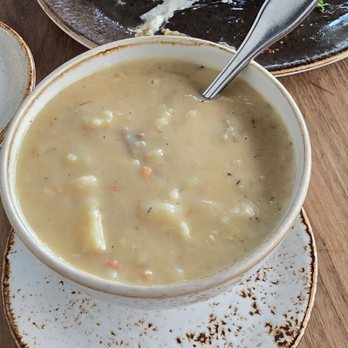 Tidal Raves - Smoked salmon chowder - New American Near Me - Depoe Bay, Oregon