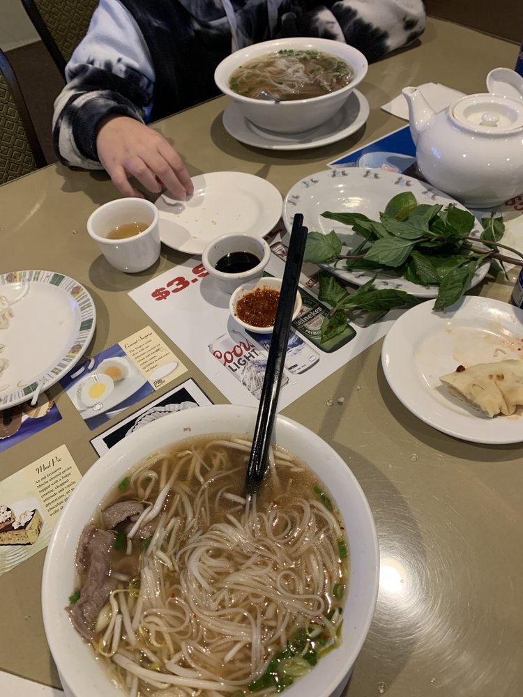 CALGARY TRAIL NOODLE HOUSE RESTAURANT Updated October 2024 20