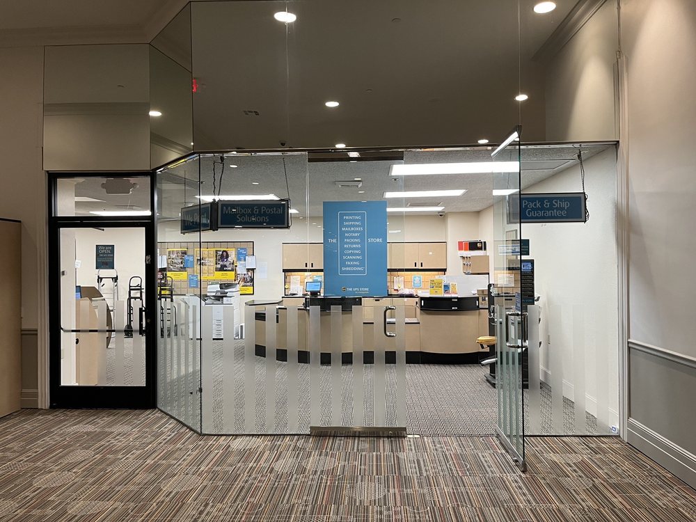 THE UPS STORE 1 Main St, Las Vegas, Nevada Shipping Centers Phone Number Yelp