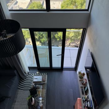 Cascada - SkyLoft Suite - Hotels Near Me - Portland, Oregon Cascada - SkyLoft Suite - Hotels Near Me - Portland, Oregon