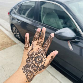 Magical Eyebrows By Ranii - Henna Artists Near Me - San Pedro , California