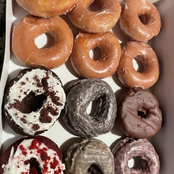 Golden Donuts - Golden 1 Dozen Assorted Donuts - Donuts Near Me - Columbus, Georgia