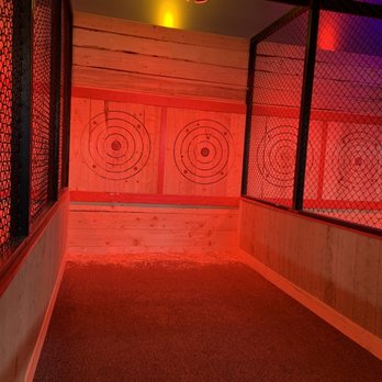 Slingers Throw House - Throwing lanes each have two targets - Axe Throwing Near Me - Altoona, Pennsylvania Slingers Throw House - Throwing lanes each have two targets - Axe Throwing Near Me - Altoona, Pennsylvania