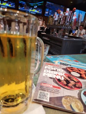Hooters by null