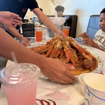 Bubbas Crab House - Cajun/Creole Near Me - Rowland Heights, California