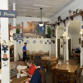Millie's Pancake Haus - Dining room - Breakfast & Brunch Near Me - Tucson, Arizona