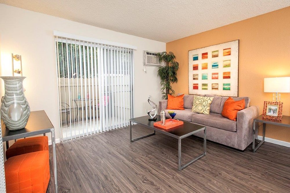 DRIFTWOOD APARTMENTS Updated September 2024 18 Photos 950 W Grant