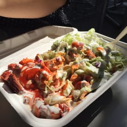 Fusion Fresh Cafe - Yummy chicken over rice with Sriracha and white sauce!