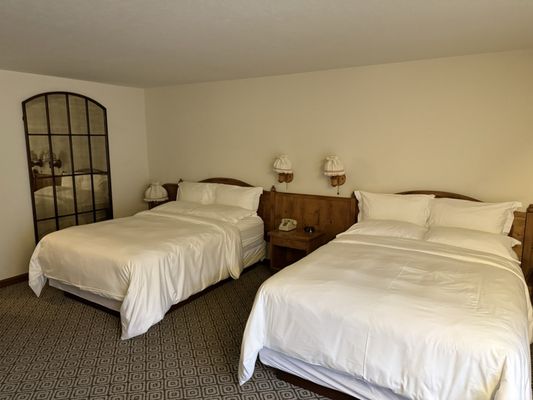 Enzian Inn by null
