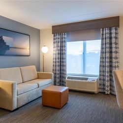 Hilton Garden Inn Auburn Lewiston Riverwatch - Guest room