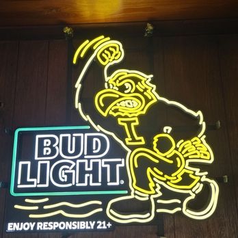Tipsy'z Bar And Grill - Bars Near Me - Raymond, Iowa Tipsy'z Bar And Grill - Bars Near Me - Raymond, Iowa