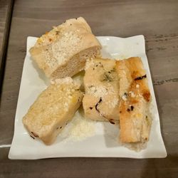 Saltcellar - Complimentary Garlic Bread