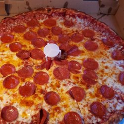 Pizza On Main - 16" 1topping $8.99 carryout only
