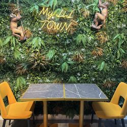 My Lil Town Eagle Rock - Cute design near sitting area.