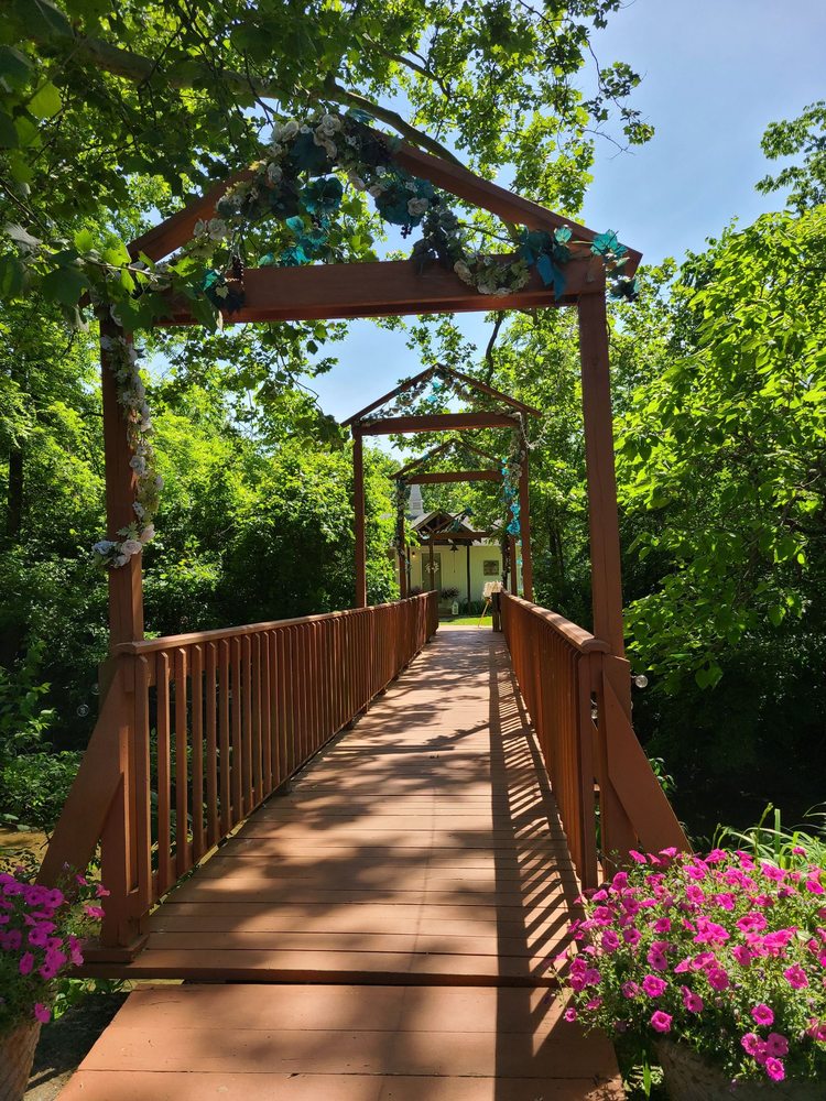 THE WOLF CREEK RETREAT AT HISTORIC ELM LAKE Updated October 2024 14