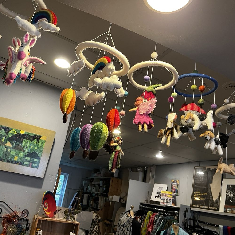 Ona - Mobiles of Natural Fibers - Gift Shops Near Me - Tarrytown, New York
