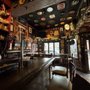 Tommy Doyle's - Pubs Near Me - Newton, Massachusetts
